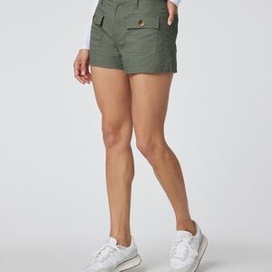 Vuori Women's vintage Ripstop Utility Short